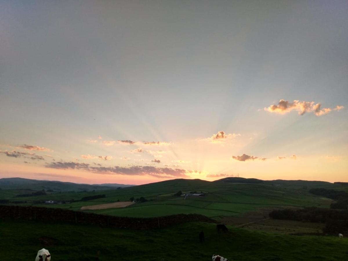 Further Space At Hillhead Farm Luxury Glamping Pods, Dumfries, Scotland Экстерьер фото